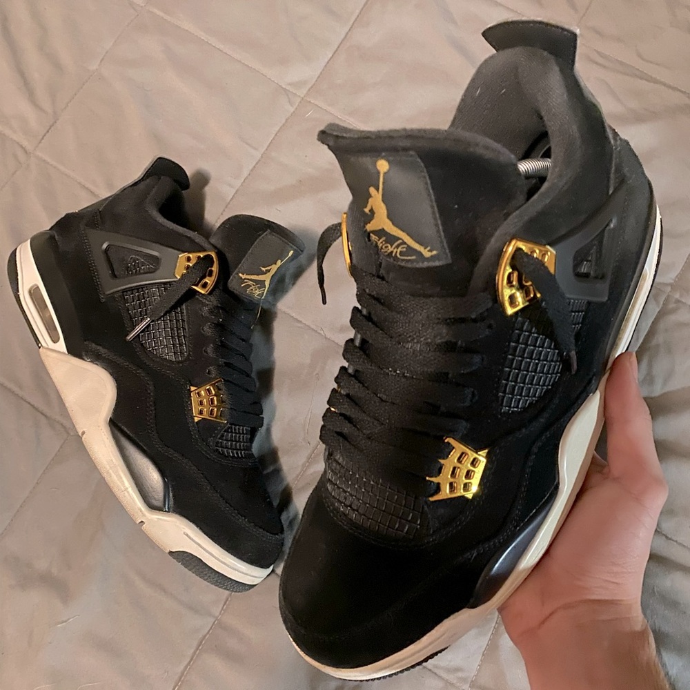 Jordan 4 ‘Royalty’